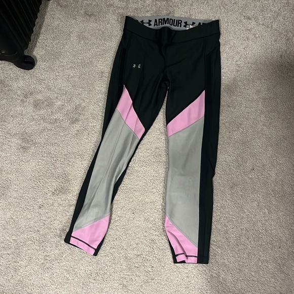 7 Under Armour Compression Capri LOT - Picture 9 of 9
